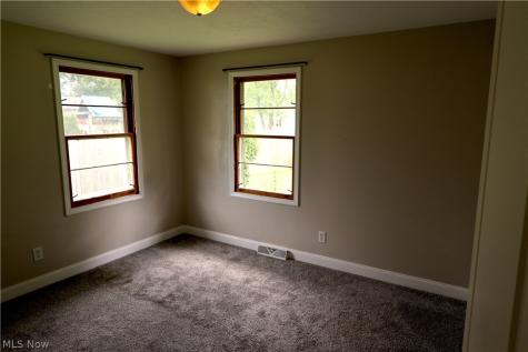 164 Sipple Avenue Amherst OH 44001