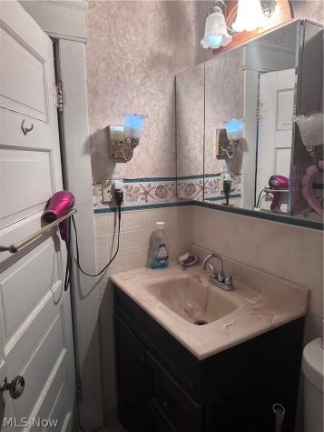 4140 E 113th Street Cleveland OH 44105