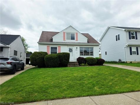 15804 Northwood Avenue Maple Heights OH 44137