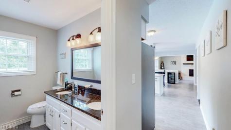 445 Blossom Circle Tallmadge OH 44278