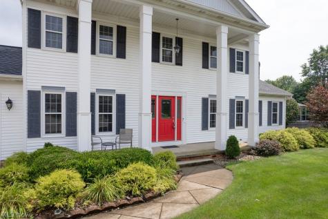 445 Blossom Circle Tallmadge OH 44278