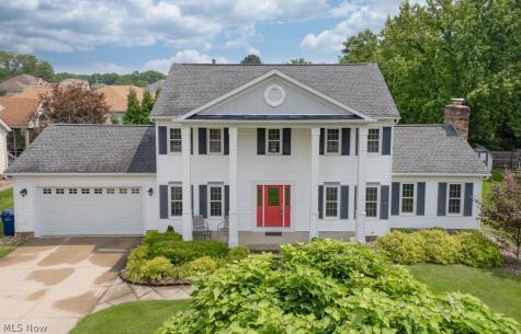 445 Blossom Circle Tallmadge OH 44278