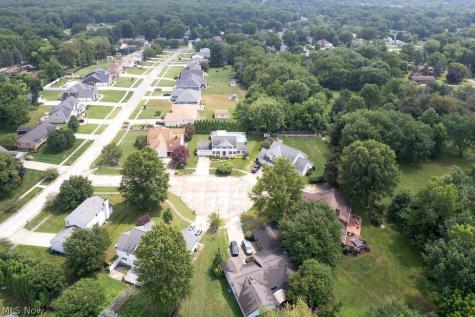 445 Blossom Circle Tallmadge OH 44278
