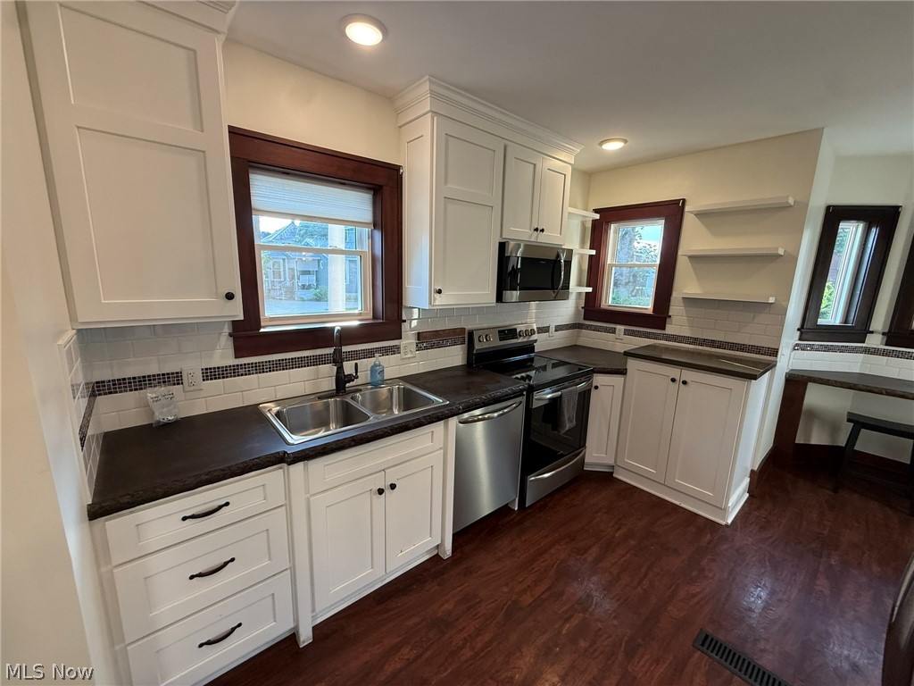 1024 N Wooster Avenue Dover OH 44622