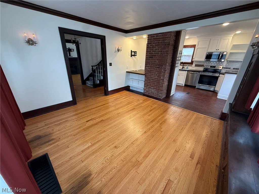 1024 N Wooster Avenue Dover OH 44622
