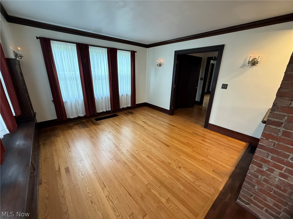 1024 N Wooster Avenue Dover OH 44622