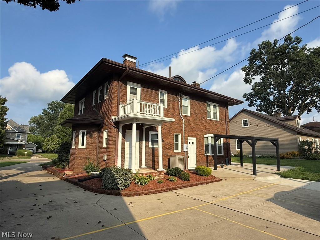 1024 N Wooster Avenue Dover OH 44622