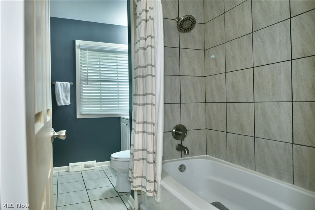 1809 Lemont Drive Poland OH 44514