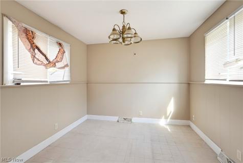 1221 9th Street NW Canton OH 44703