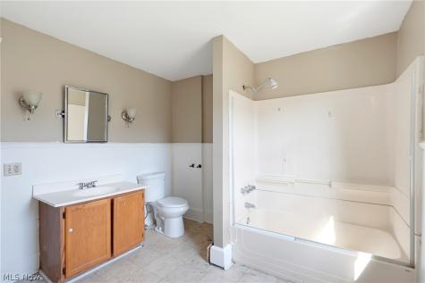 1221 9th Street NW Canton OH 44703