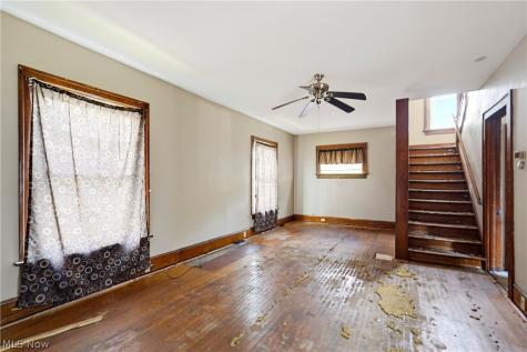1221 9th Street NW Canton OH 44703