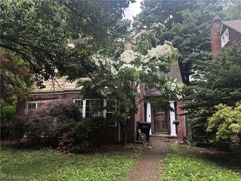 748 Convers Avenue Zanesville OH 43701