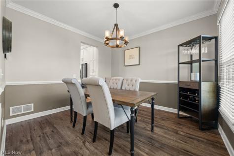 9635 Kingston Trail Olmsted Twp OH 44138