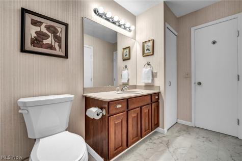 5669 Marble Lane Willoughby OH 44094