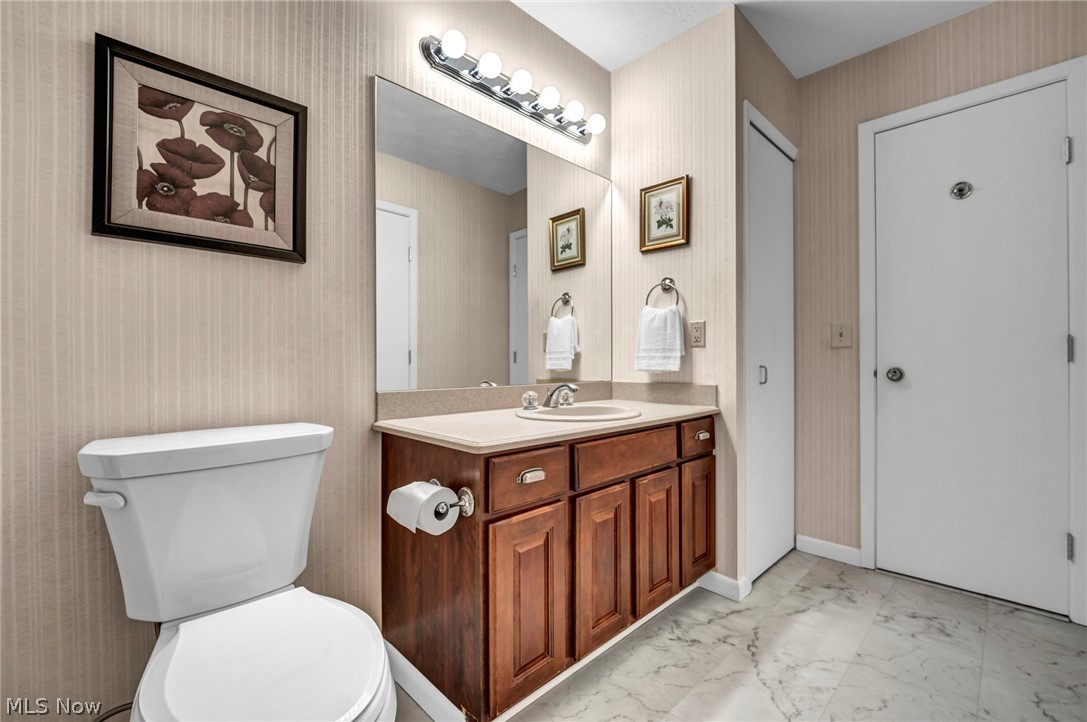 5669 Marble Lane Willoughby OH 44094