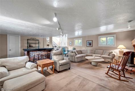 5669 Marble Lane Willoughby OH 44094