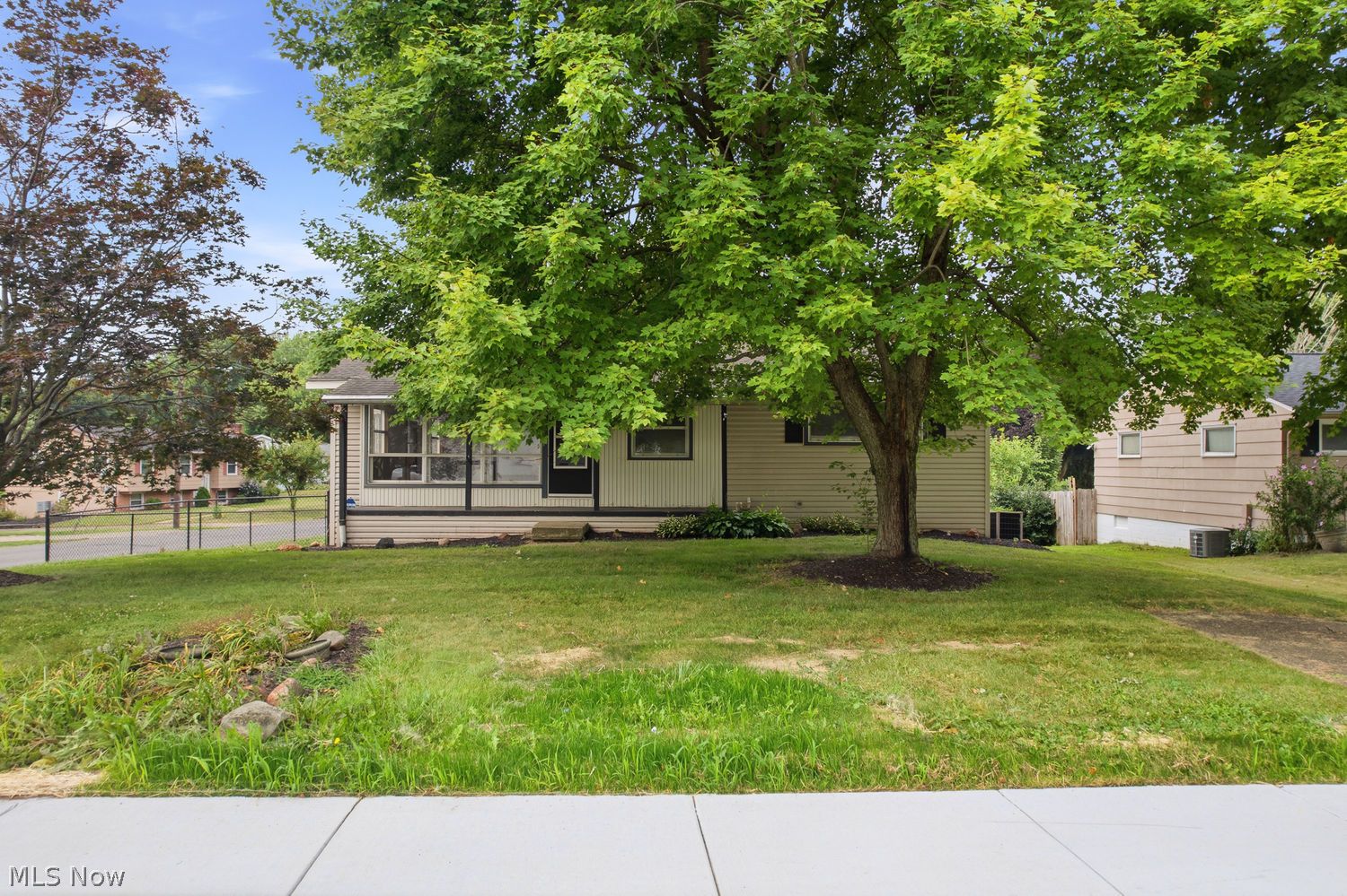 639 Locust Street S Canal Fulton OH 44614