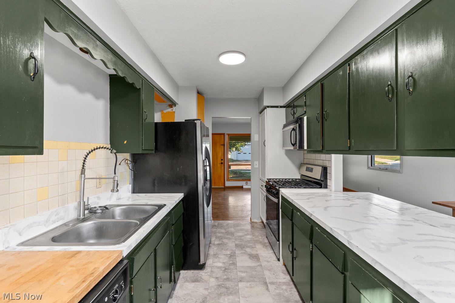 639 Locust Street S Canal Fulton OH 44614