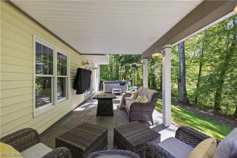 2692 Pitcher Plant Court Uniontown OH 44685
