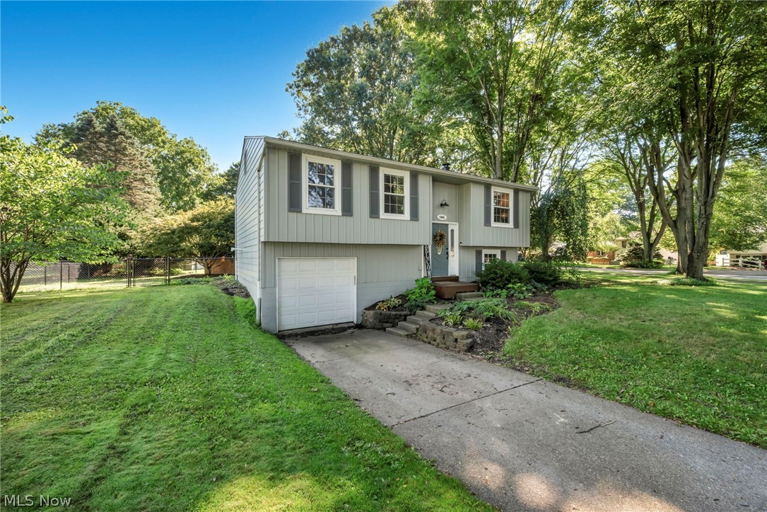 1045 Deleone Drive Kent OH 44240