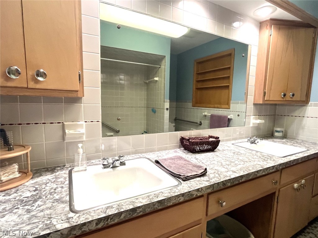 4423 Barrington Drive Austintown OH 44515