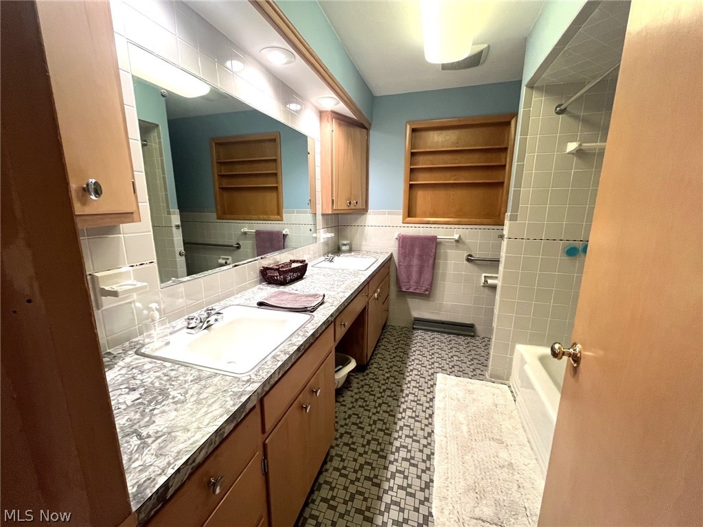 4423 Barrington Drive Austintown OH 44515