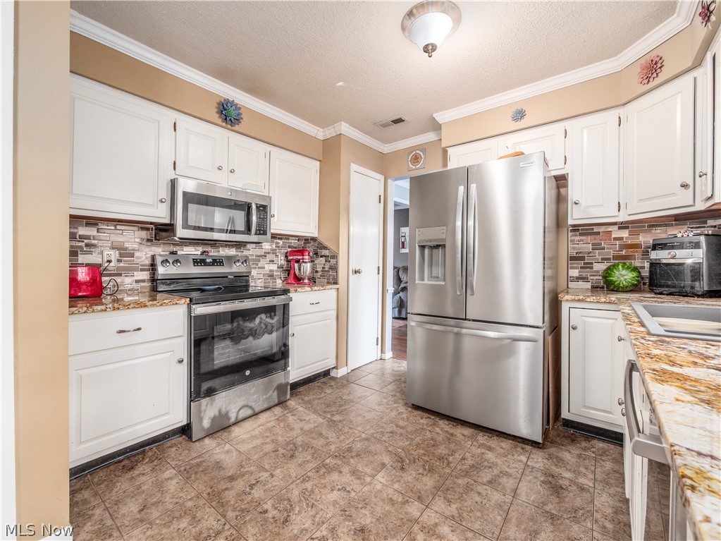 61380 Summit Road New Concord OH 43762