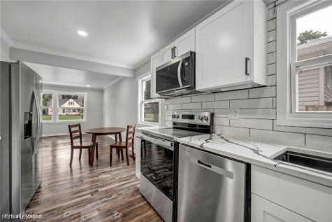 23928 Knickerbocker Road Bay Village OH 44140