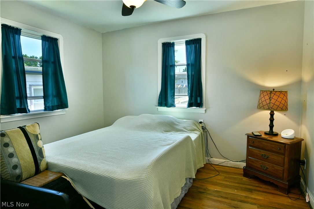 202 Elm Street Struthers OH 44471