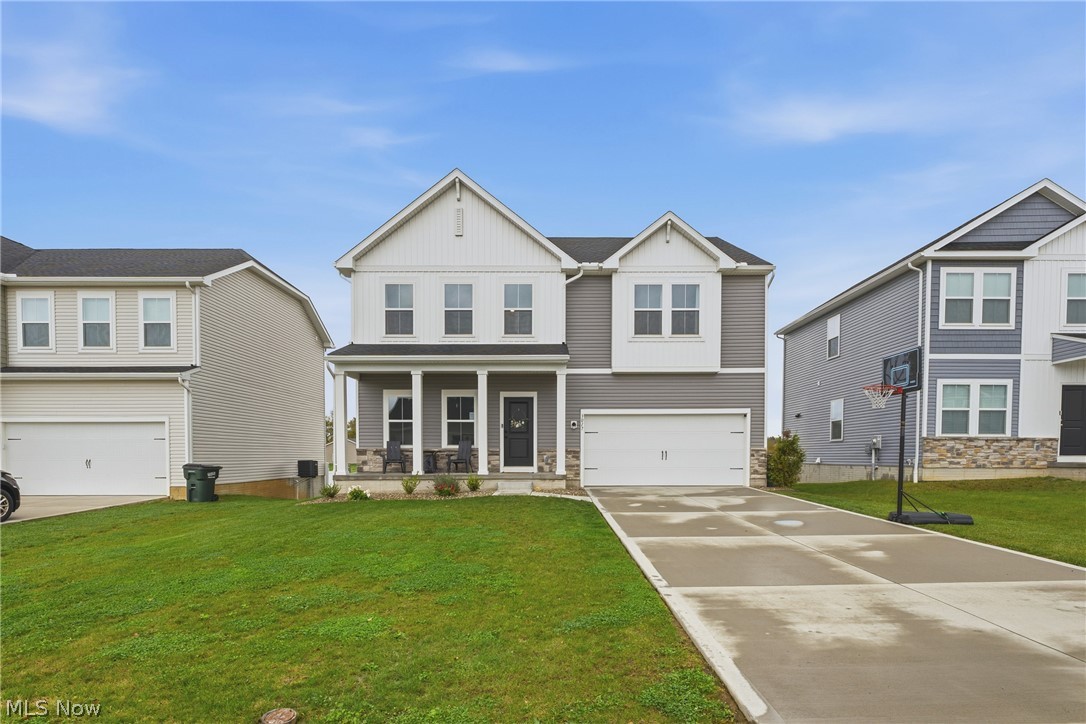 3017 Mcintosh Drive NE Louisville OH 44641