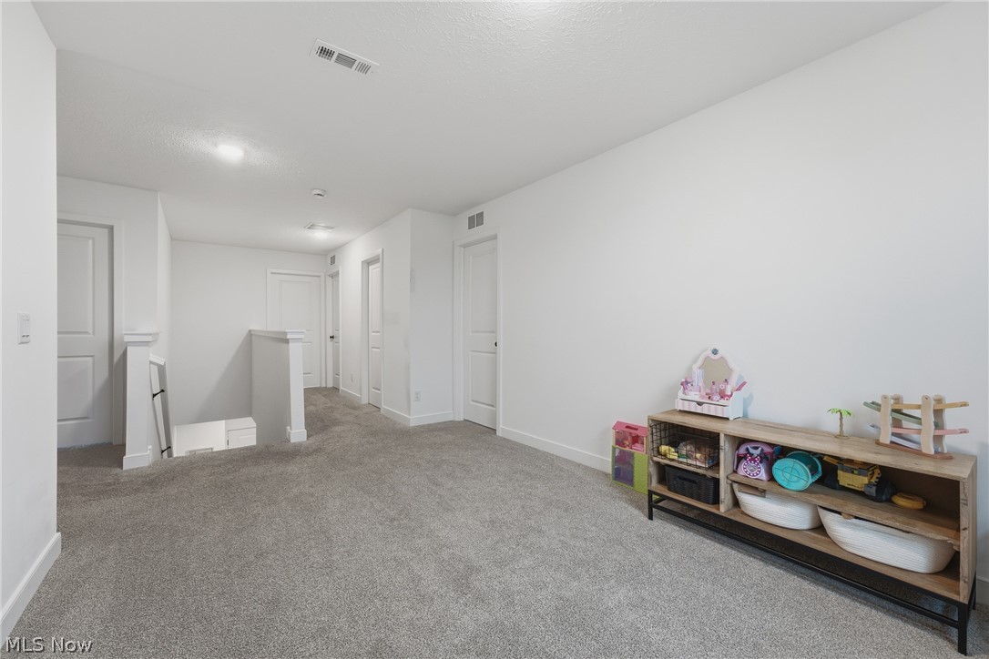 3017 Mcintosh Drive NE Louisville OH 44641