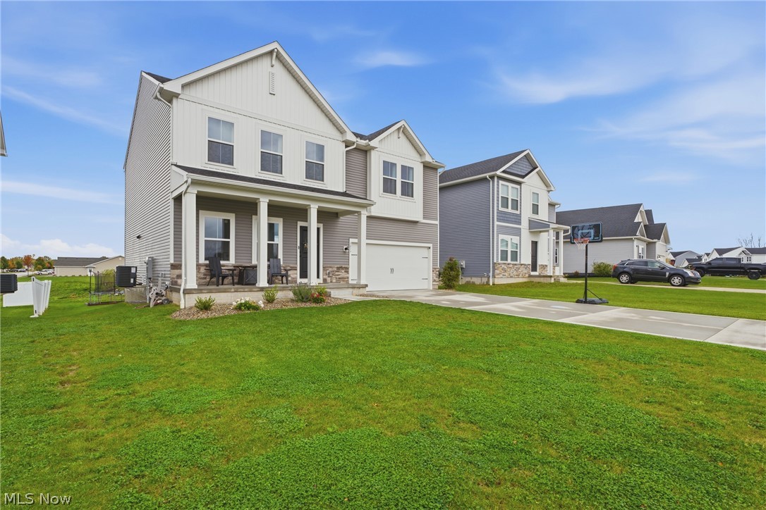 3017 Mcintosh Drive NE Louisville OH 44641