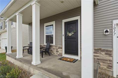 3017 Mcintosh Drive NE Louisville OH 44641