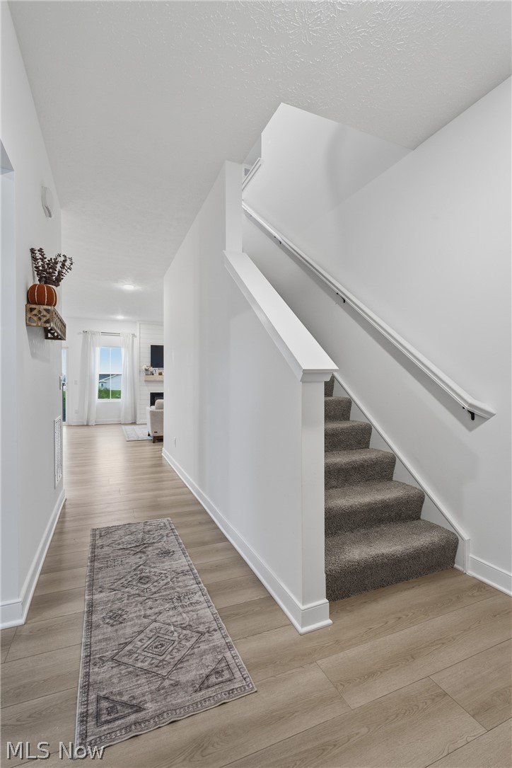 3017 Mcintosh Drive NE Louisville OH 44641