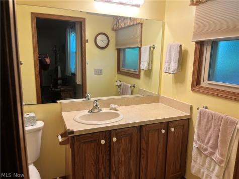 638 Cobblestone Court Wooster OH 44691
