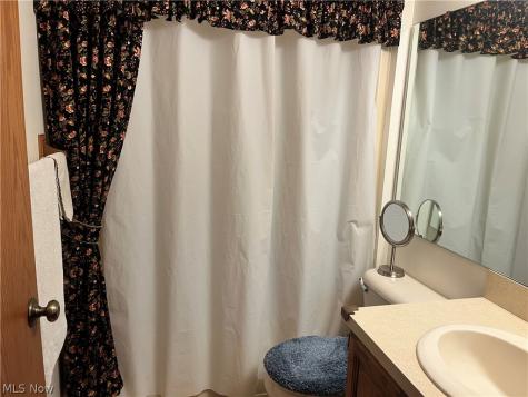 638 Cobblestone Court Wooster OH 44691