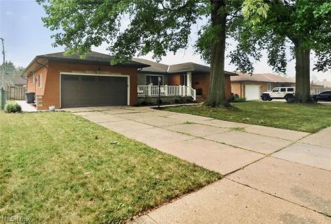 14395 Robert Drive Middleburg Heights OH 44130