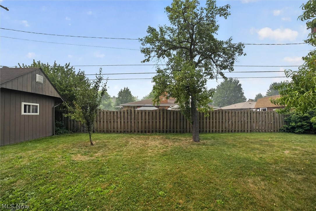 14395 Robert Drive Middleburg Heights OH 44130