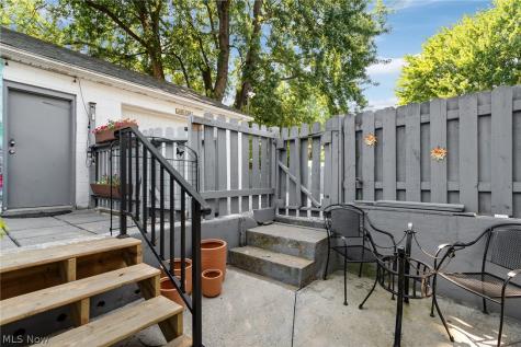 2641 Edwin Avenue Akron OH 44314