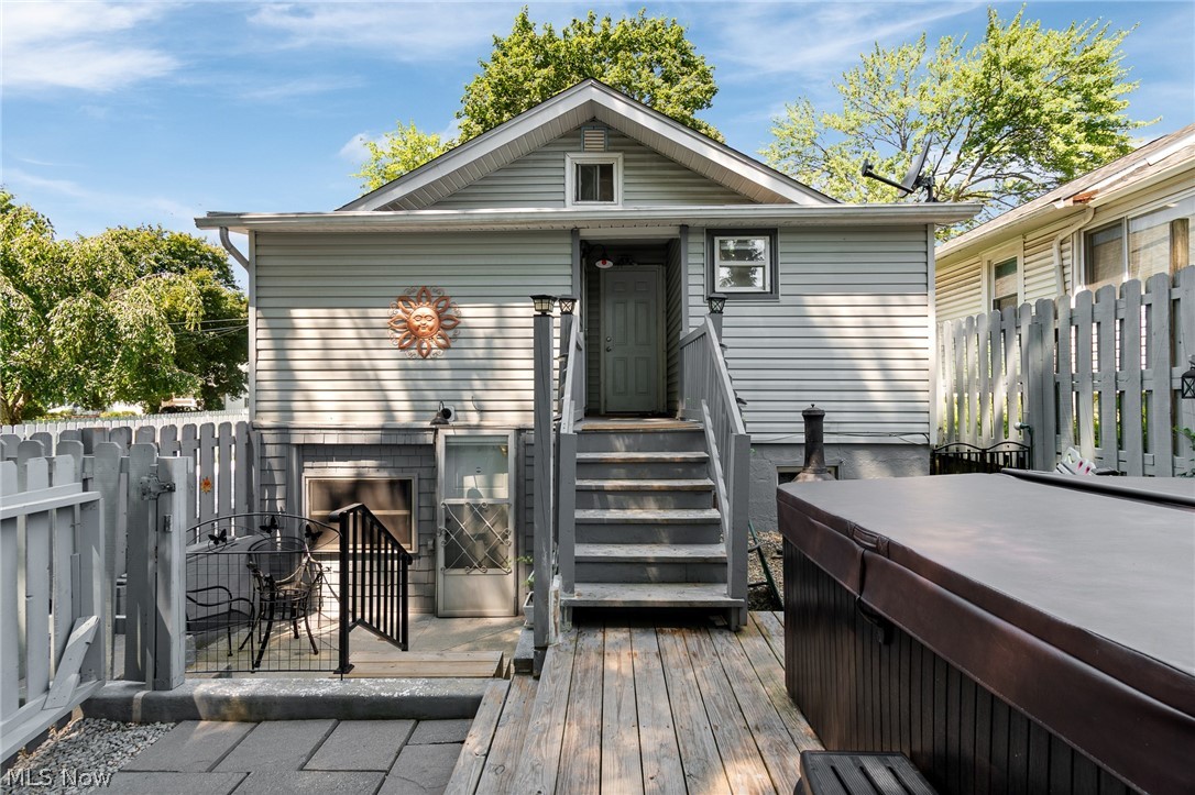 2641 Edwin Avenue Akron OH 44314