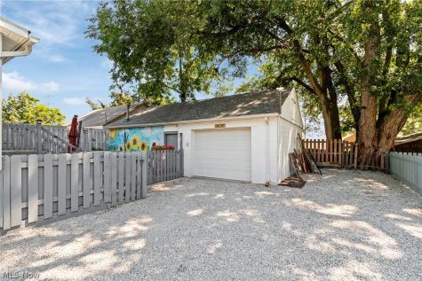 2641 Edwin Avenue Akron OH 44314