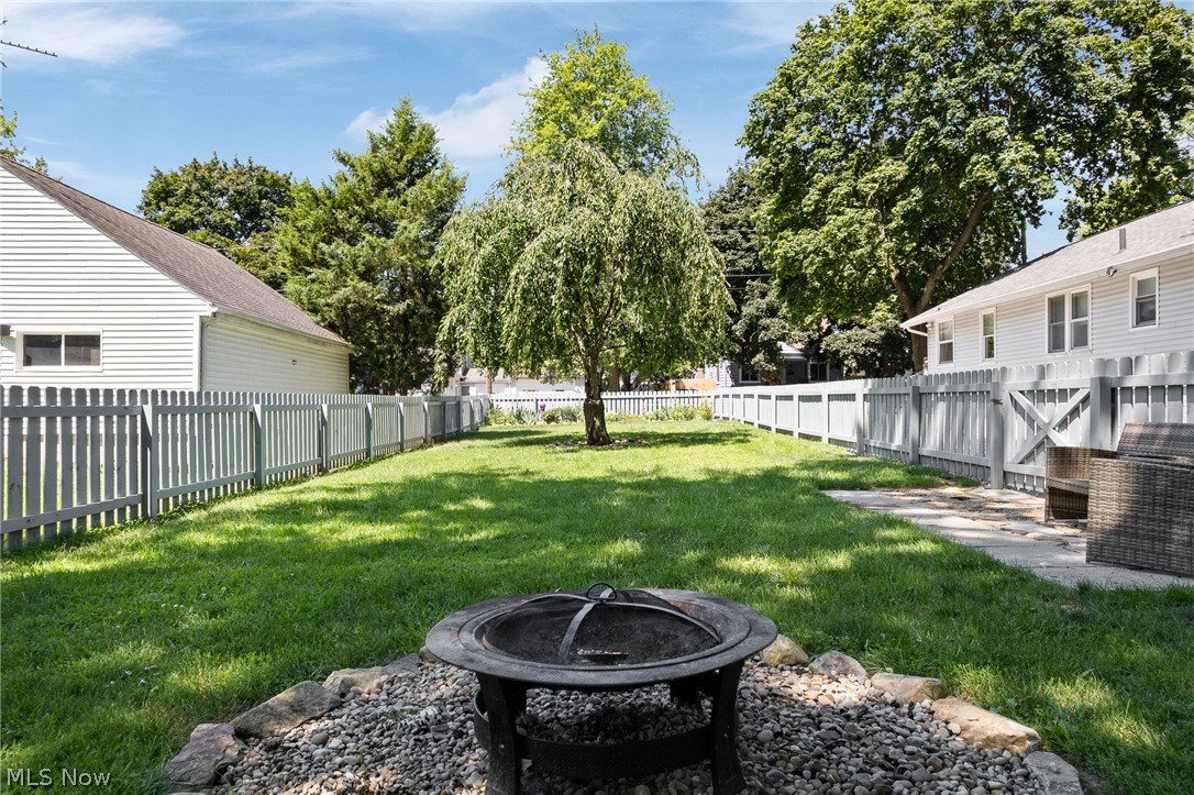 2641 Edwin Avenue Akron OH 44314