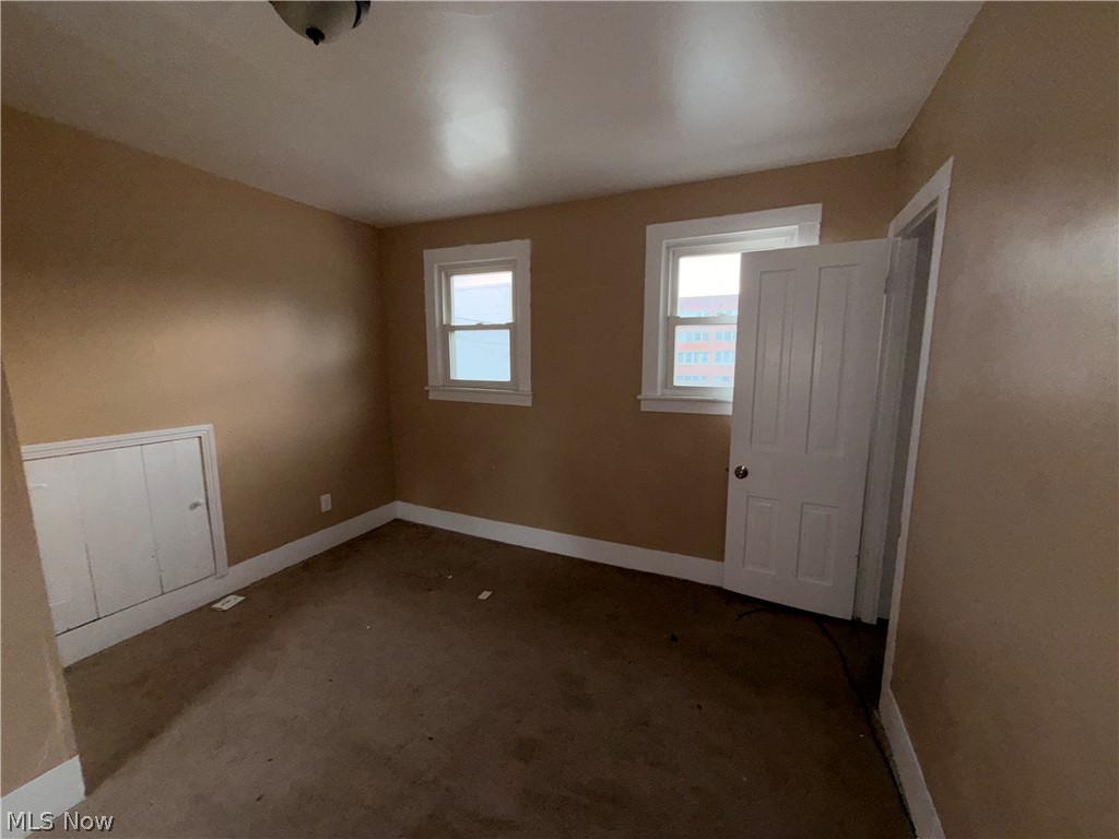 7813 Harvard Avenue Cleveland OH 44105