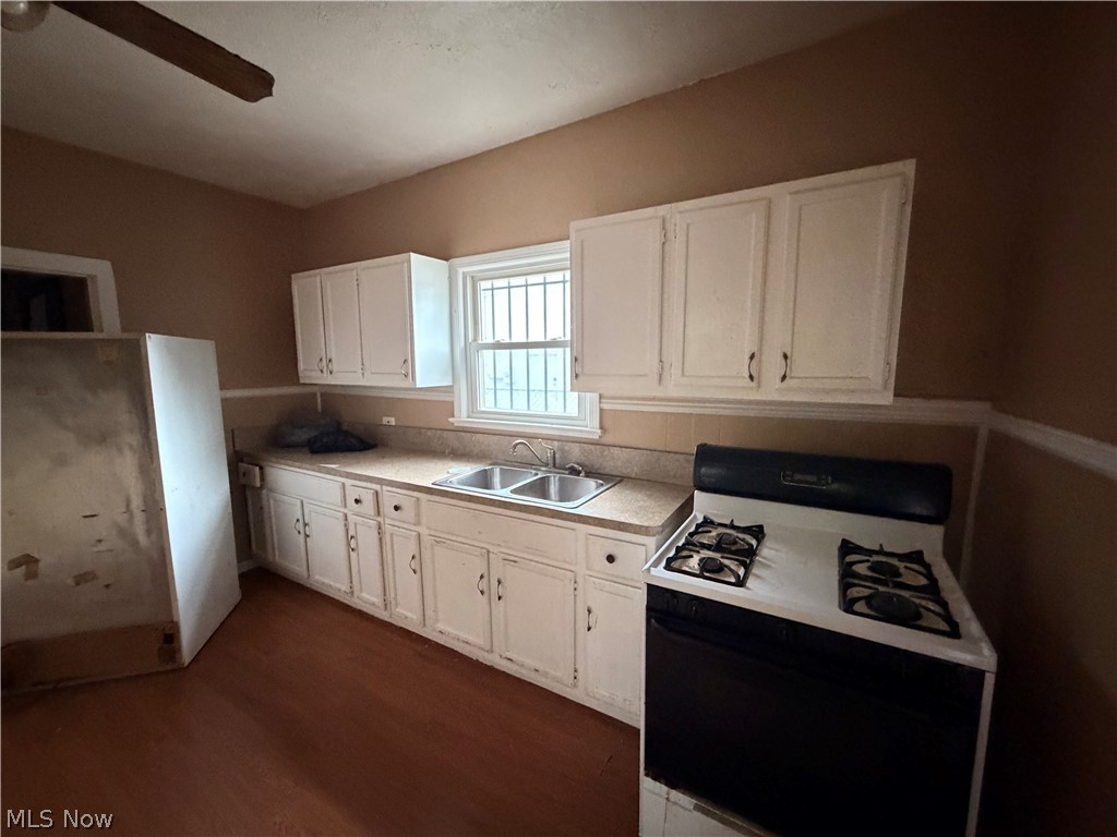 7813 Harvard Avenue Cleveland OH 44105