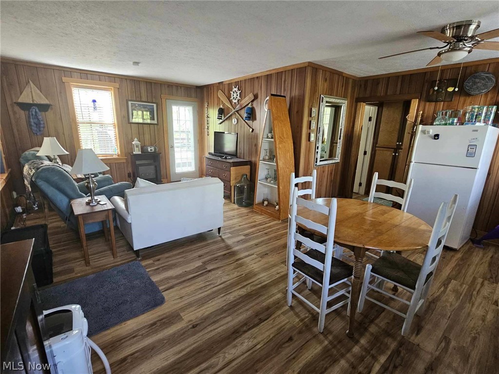 27760 Norris Road Tippecanoe OH 44699