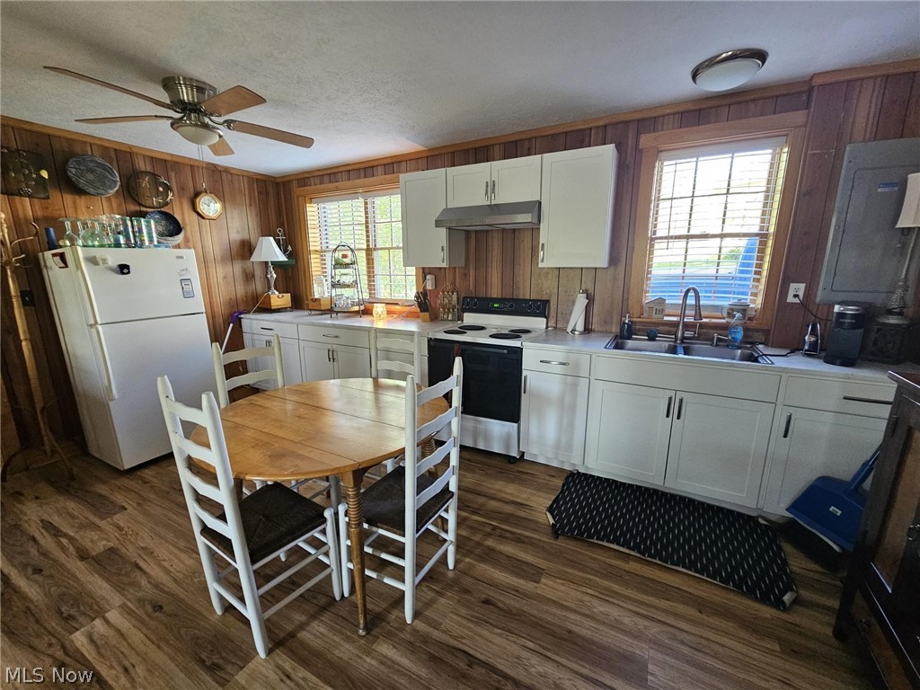27760 Norris Road Tippecanoe OH 44699