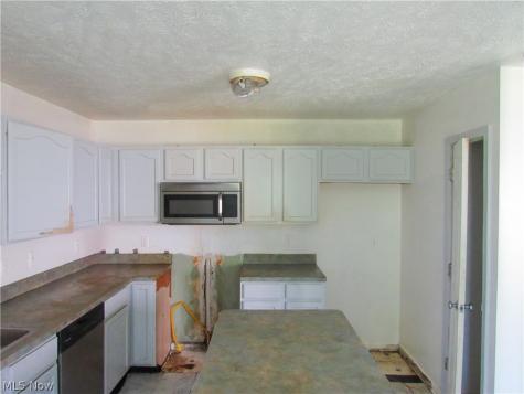 2305 E 63rd Street Cleveland OH 44104