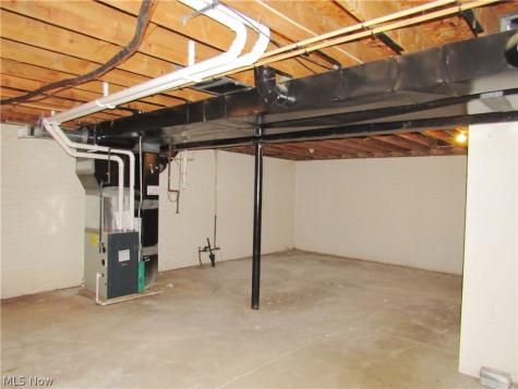 2305 E 63rd Street Cleveland OH 44104