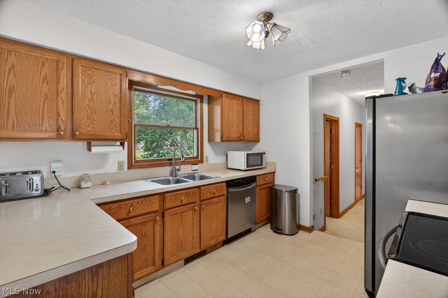 657 Cherry Valley Drive Amherst OH 44001