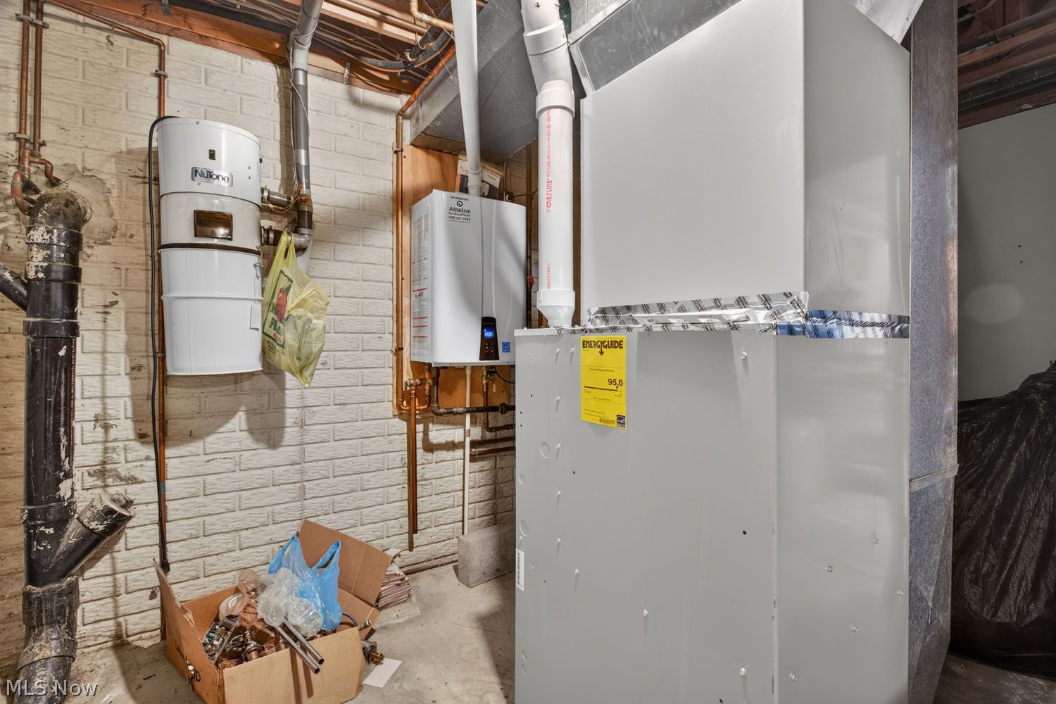 657 Cherry Valley Drive Amherst OH 44001